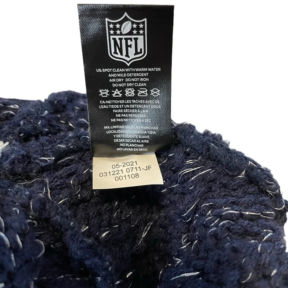 New England Patriots ‘47 Women’s Fiona Logo Cuffed Knit Pom hat Sparkle